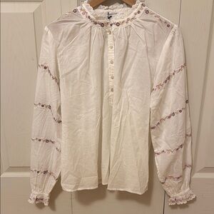 NWT Unsubscribed White Neutral floral embroidered Top size 6